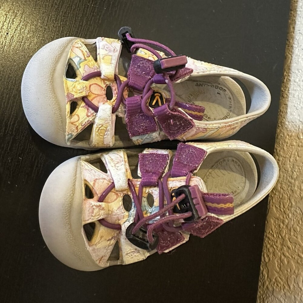 KEEN Rubber Closed Toe Sandals Drawstring Butterflies Purple Girls Sz 5 Fisherma